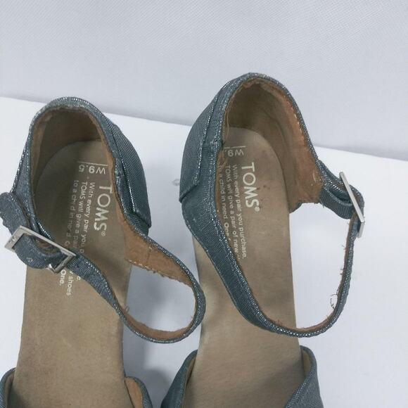TOMS Sienna Denim Metallic Strappy Wedge Sandal Vacation Size 9.5 - Picture 4 of 11
